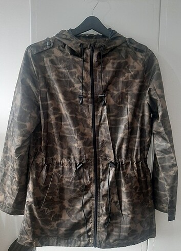 LC Waikiki LCW CASUAL YAĞMURLUK 