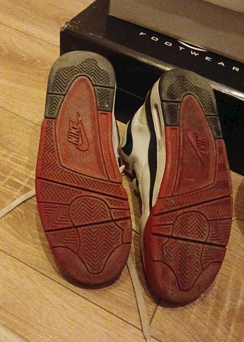 Beyaz Gri Bağcıklı Basketbol Ayakkabısı - Görsel 3