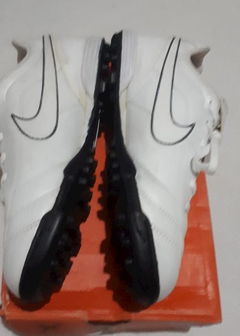 Nike Nike Jr Tiempo Deri Halısaha Ayakkabısı 38,5 Orj Barkodlu.