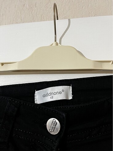 40 Beden Addnone capri