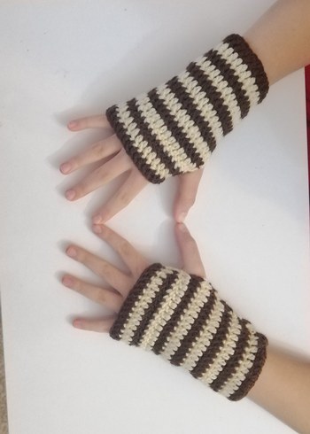 Renkli Örgü Parmaksız Eldivenler - Görsel 3