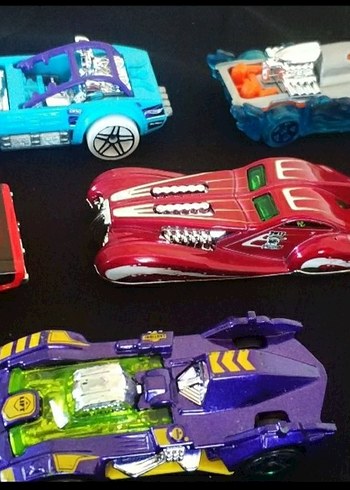  Beden 9 adet Hotwheels Araba Çok Temiz