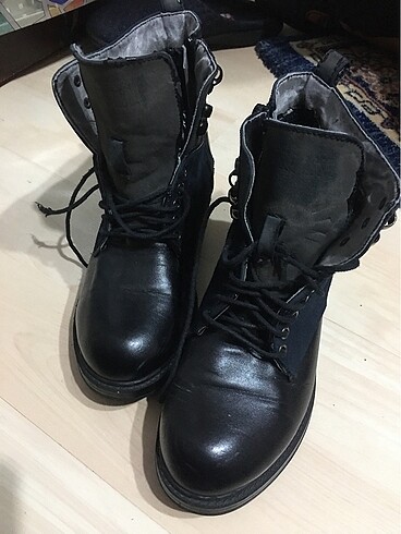 37 Beden siyah Renk Kışlık bot