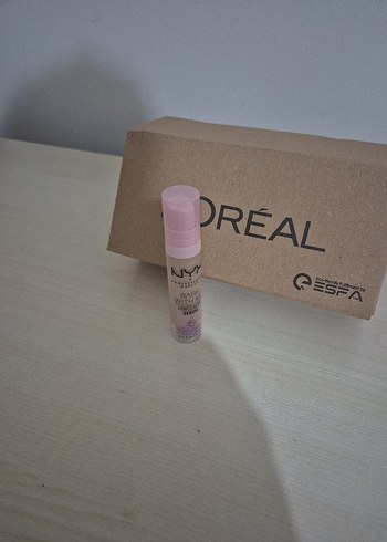 Beden Nyx Bare With Me Kapatıcı Serum 02 Light