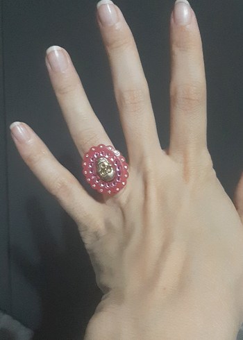 Pembe Boncuk İşlemeli Bohem Kadın Yüzük