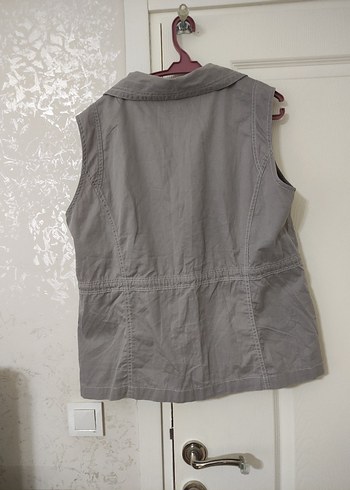 Collection B Gri Düğmeli Kolsuz Keten Yelek