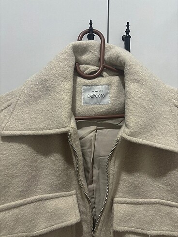Bershka kısa kaşe ceket