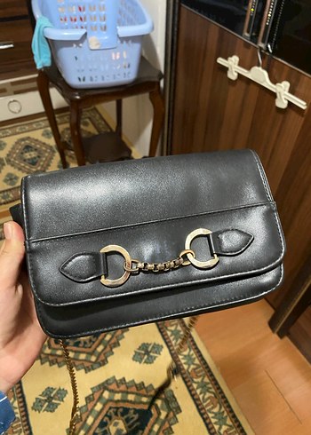 Zincir Detaylı Siyah Yılan Baskılı Deri Çanta - Görsel 2