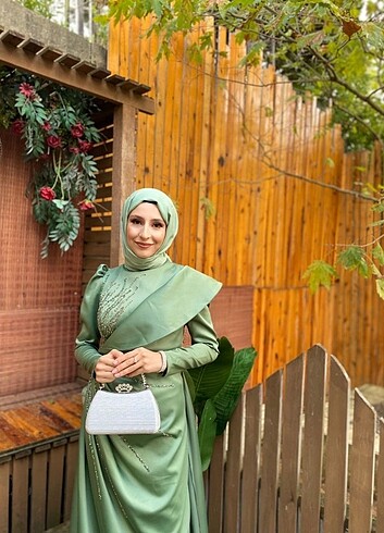 Tessetür abiye