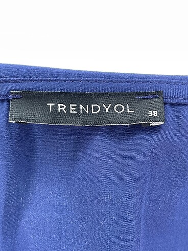 s Beden lacivert Renk Trendyol & Milla Gömlek %70 İndirimli.