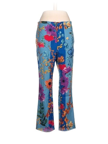 LC Waikiki Kumaş Pantolon %70 İndirimli.
