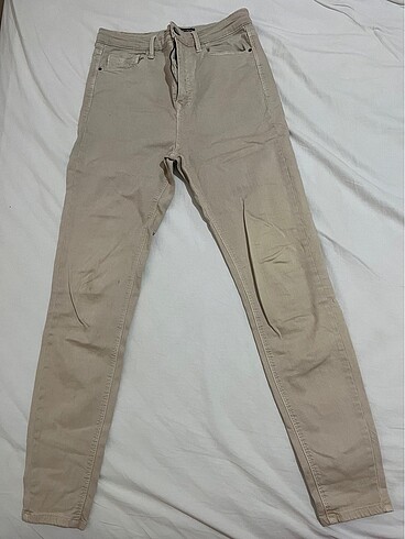 Stradivarius pantolon