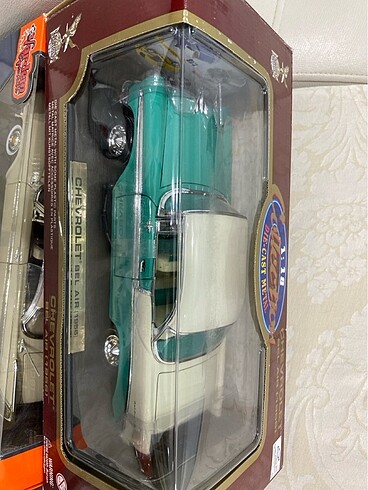 1/18 ölçek 1956 Model CHEVROLET BEL AIR SIFIR KUTULU