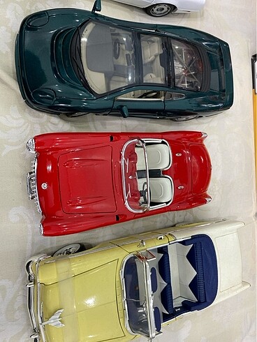  1/18 ölçek arabalar Tane 2750