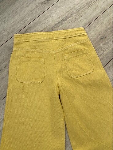 34 Beden sarı Renk Bol Paça Pantolon