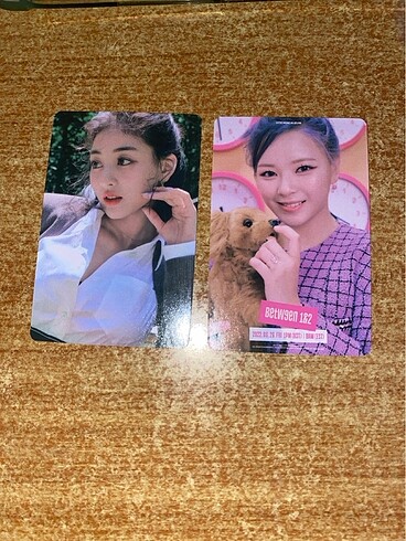 Jihyo/Jeongyeon Lomo card