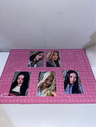 itzy pc (FANMADEDİR) (PVC KAPLAMADIR)