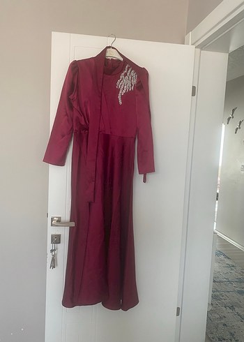 Fuşya Uzun Kollu Tesettür Abiye - Görsel 2