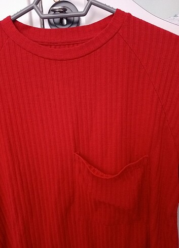 m Beden kırmızı Renk Cep yaka detaylı kırmızı tişört 