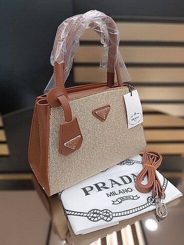 A+KALİTE PRADA KOL ÇANTASI