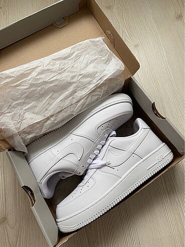 Nike Air Force 1 07