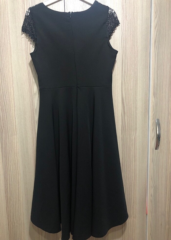 Siyah elbise - Görsel 2