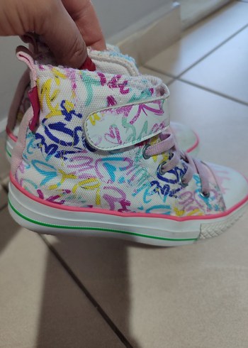 Kız Çocuk Renkli Batik Desenli Spor Ayakkabı
vicco - Görsel 3