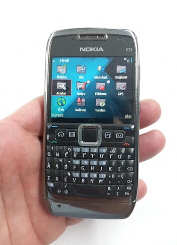 Nokia e71