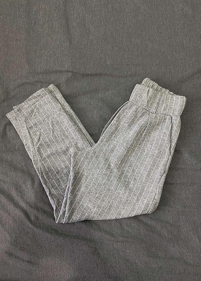 Çizgili gri pantolon - Görsel 2