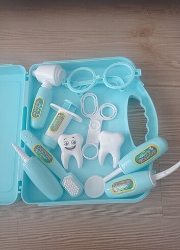 Fisher Price 11 parça dişçi seti