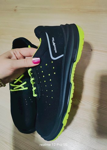 Siyah Erkek Spor Ayakkabı Velcro Bağcıklı - Görsel 3