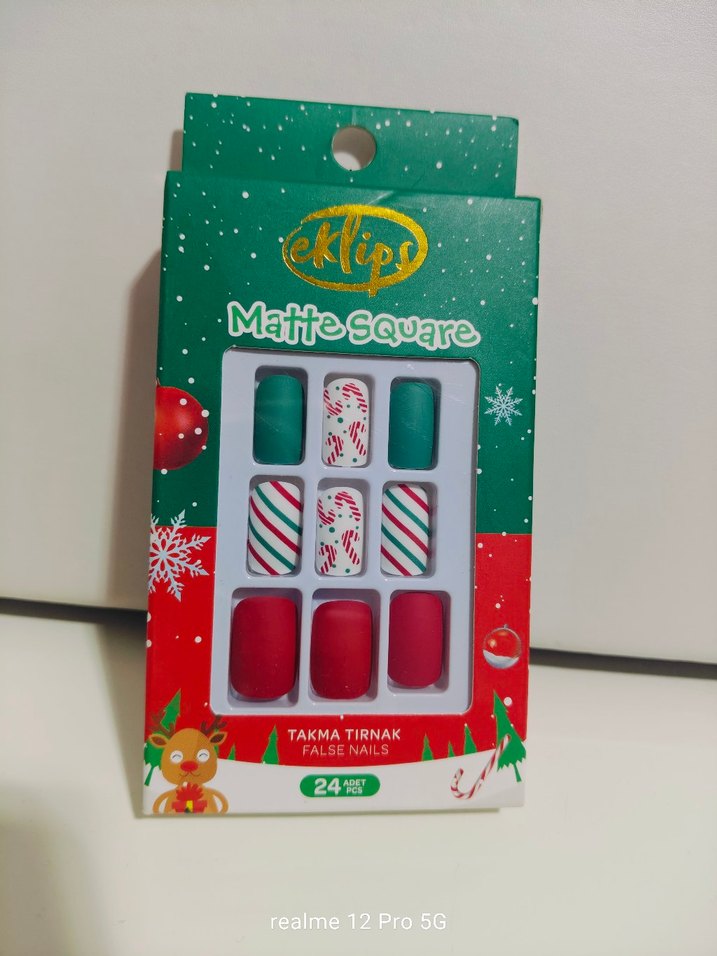 Renkli Mat Kare Takma Tırnak 24'lü - Görsel 2