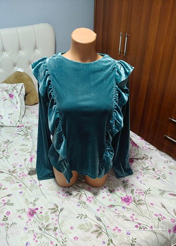 Uzun Kollu Fırfırlı Mavi Kadın Bluz - Görsel 2