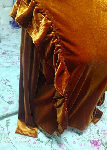 Kahverengi Kadın Fırfırlı Uzun Kollu Bluz - Görsel 4