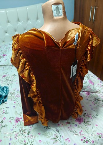 Kahverengi Kadın Fırfırlı Uzun Kollu Bluz - Görsel 3