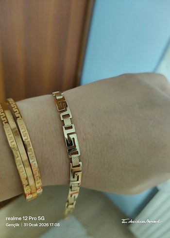 Altın Renkli Kemerli Minimalist Bileklik - Görsel 2