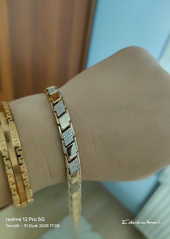 Altın Renk Zincir Detaylı Yılan Desenli Kadın Bileklik - Görsel 2