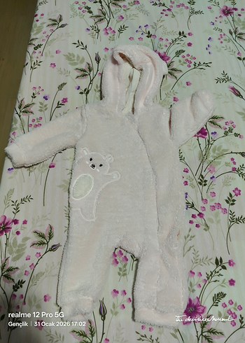 Kapüşonlu Beyaz Örgü Bebek Tulumu - Görsel 4