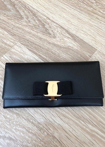 Salvatore Ferragamo Cuzdan