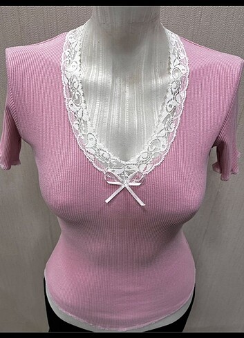 Pembe Dantelli Bluz 
