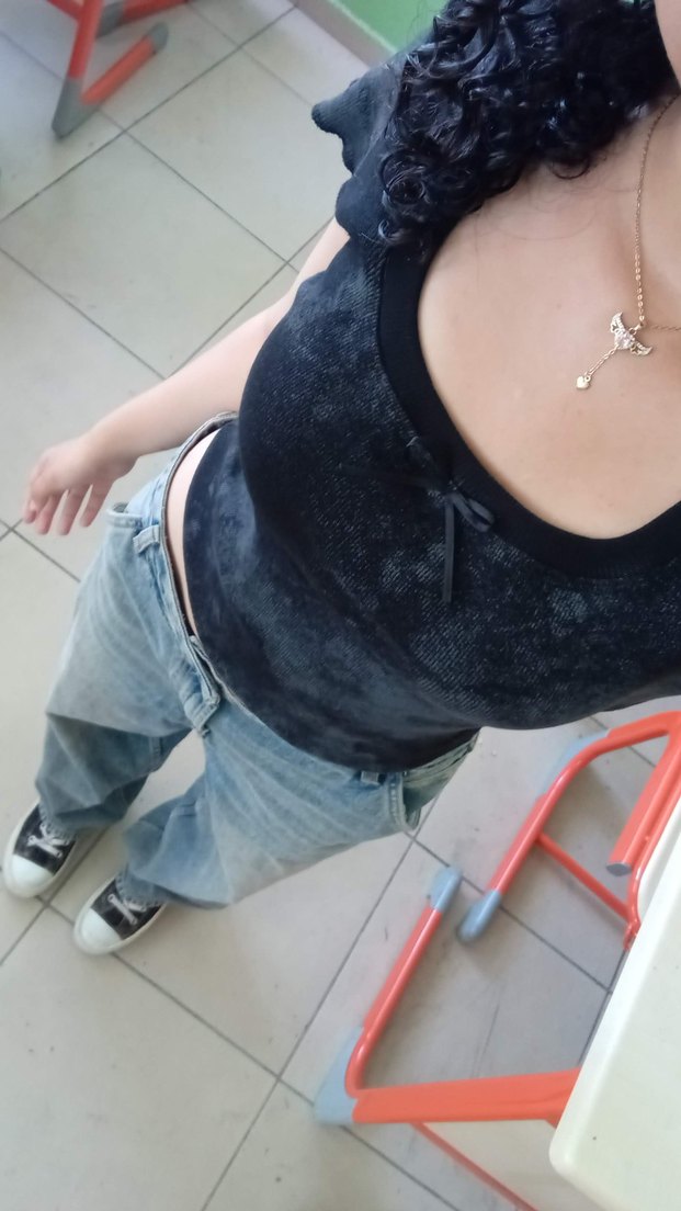 Gri Kare Yaka Bluz - Görsel 3