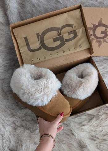 Ugg Australia Kahverengi Kurklu Rahat Terlik