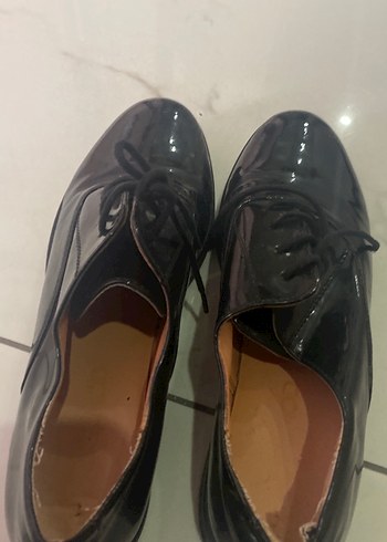 Kadın Siyah Rugan Stiletto Topuklu Oxford Ayakkabı
