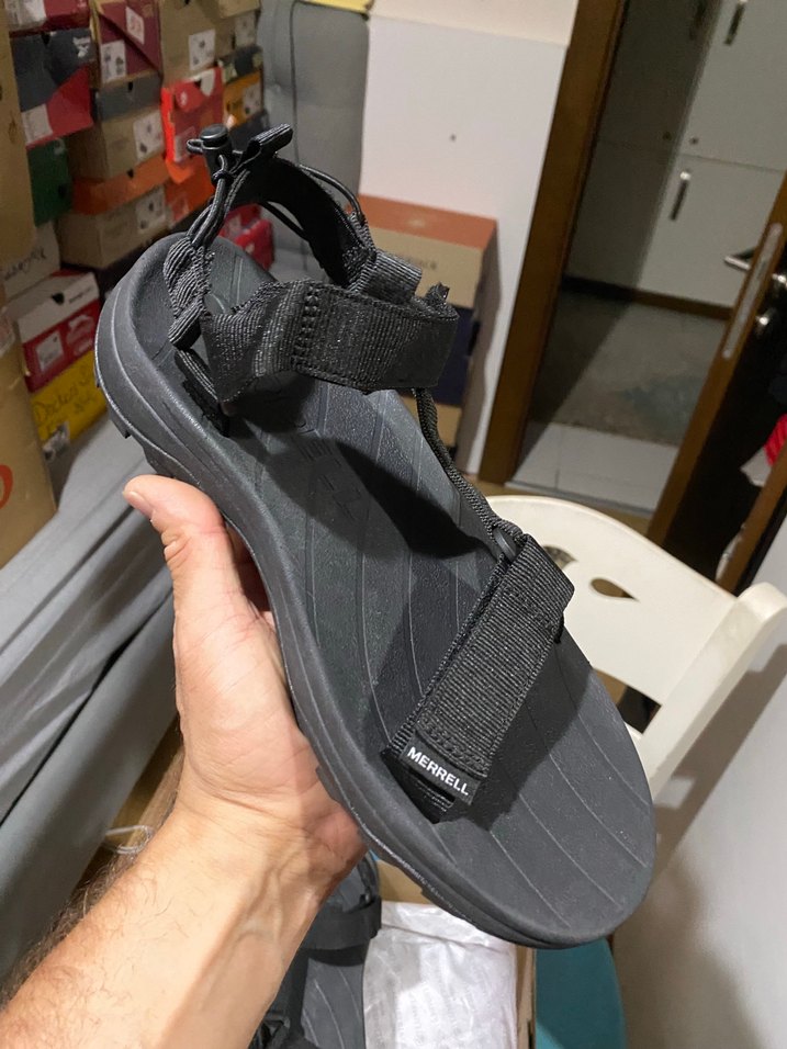 Skechers Siyah Dolgu Topuklu Cırt Cırtlı Sandalet - Görsel 5