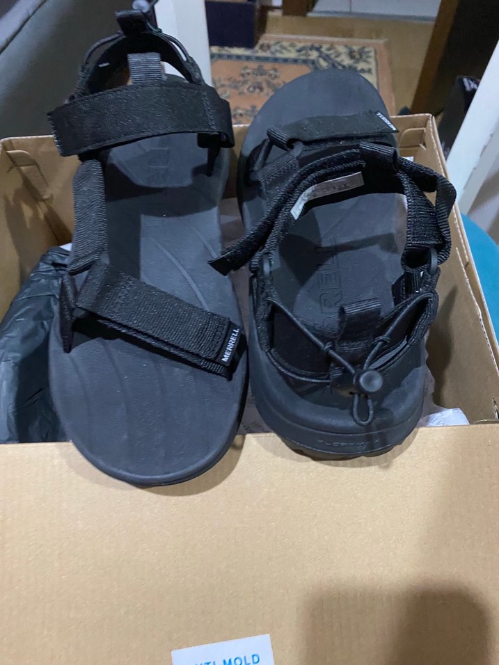 Skechers Siyah Dolgu Topuklu Cırt Cırtlı Sandalet - Görsel 3