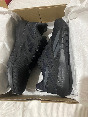 REEBOK
