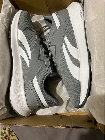 REEBOK