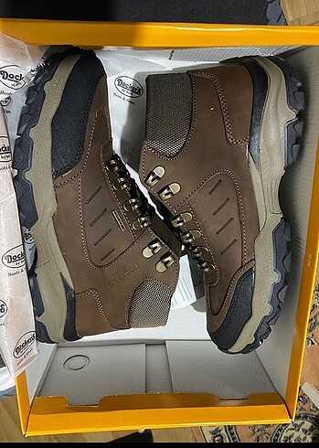 DOCKERS DERİ BOT