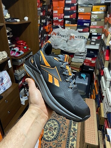 REEBOK OUTDOOR AYAKKABI