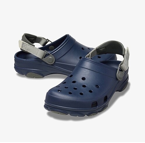 Crocs 42